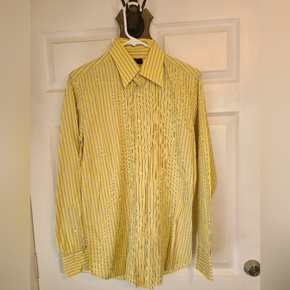 Profuomo Men's Classic Short Sleeve Shirt, Size: Small,  Color: Yellow - Picture 3 of 12
